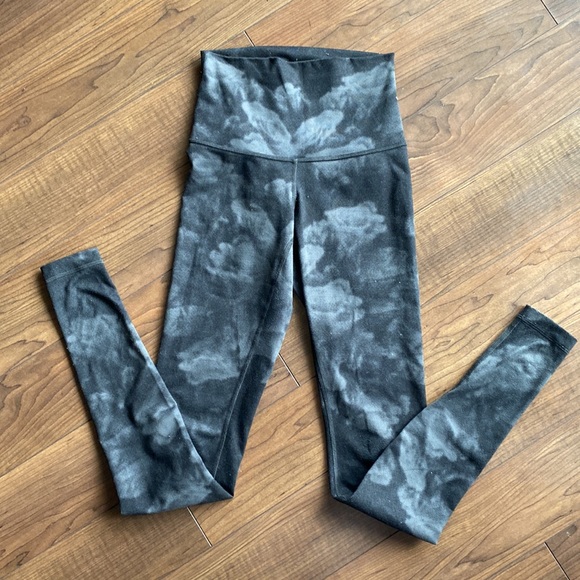 Lululemon Wunder Under - Picture 3 of 7